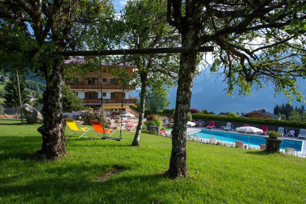 Le Chamois D'Or Hotel Кордон Екстериор снимка