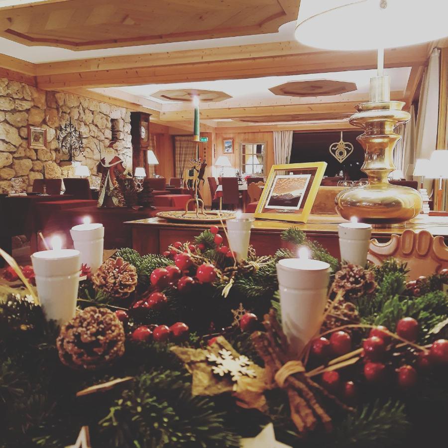 Le Chamois D'Or Hotel Кордон Екстериор снимка
