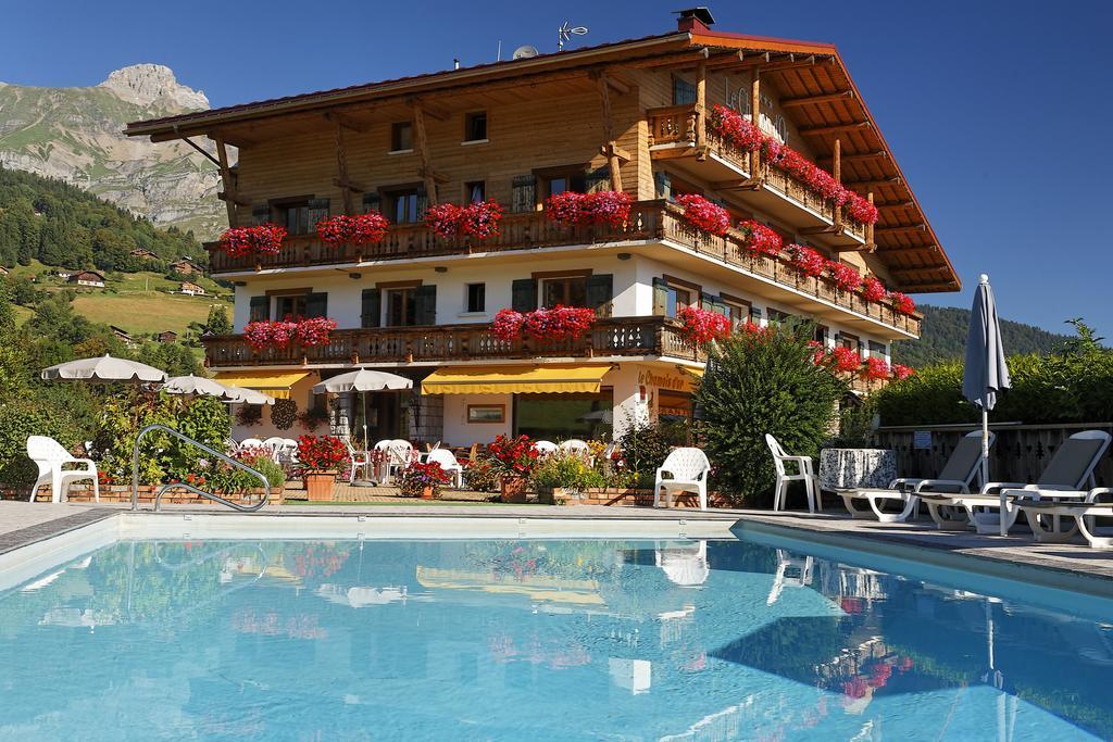 Le Chamois D'Or Hotel Кордон Екстериор снимка